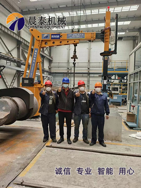 熔爐扒渣機(jī)